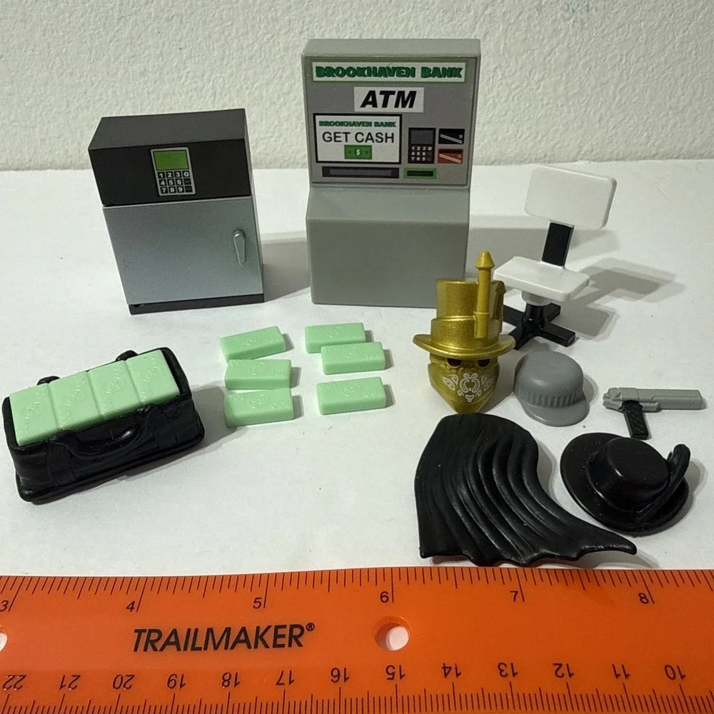 Roblox Brookhaven Bank Replacement Parts LOT As Pictured 15 pcs ATM Money Cape